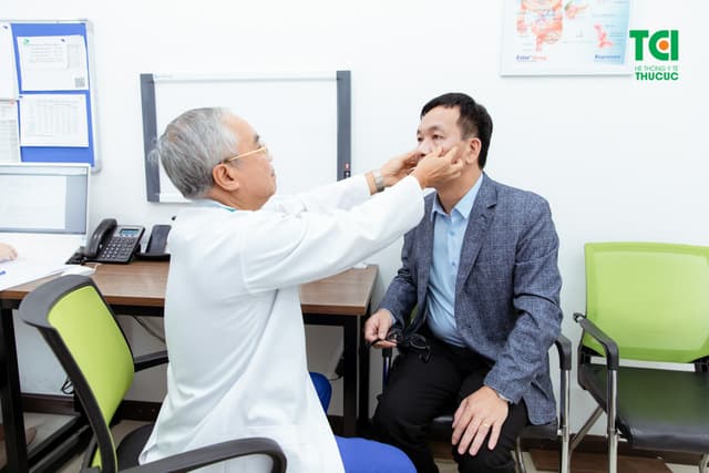 NSƯT Đức Khuê khám sức khỏe tổng quát tại Thu Cúc TCI