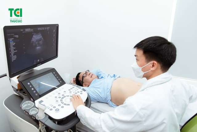 NSƯT Đức Khuê khám sức khỏe tổng quát tại Thu Cúc TCI