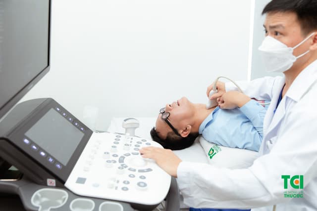 NSƯT Đức Khuê khám sức khỏe tổng quát tại Thu Cúc TCI