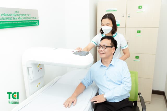 NSƯT Đức Khuê khám sức khỏe tổng quát tại Thu Cúc TCI