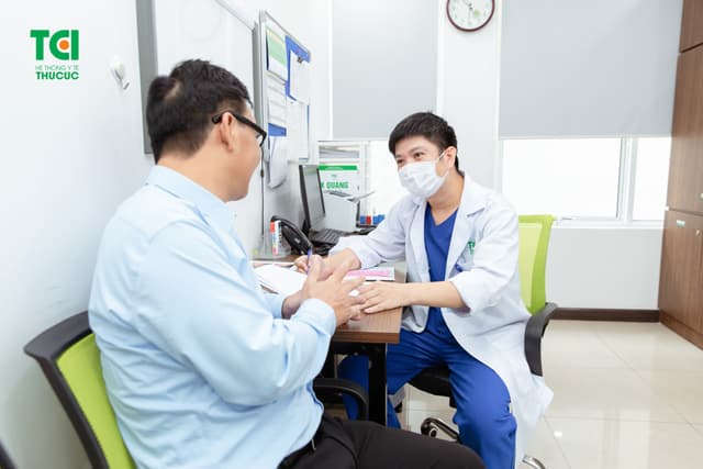 NSƯT Đức Khuê khám sức khỏe tổng quát tại Thu Cúc TCI