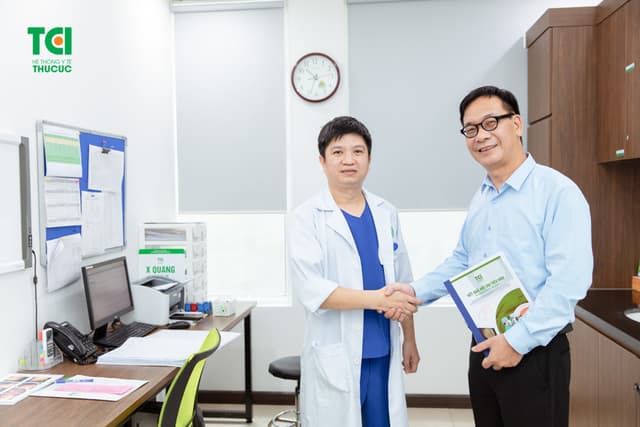 NSƯT Đức Khuê khám sức khỏe tổng quát tại Thu Cúc TCI