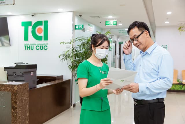 NSƯT Đức Khuê khám sức khỏe tổng quát tại Thu Cúc TCI