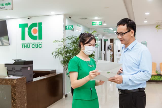 NSƯT Đức Khuê khám sức khỏe tổng quát tại Thu Cúc TCI