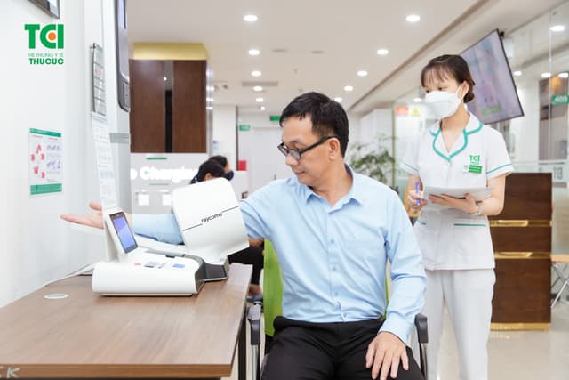 NSƯT Đức Khuê khám sức khỏe tổng quát tại Thu Cúc TCI