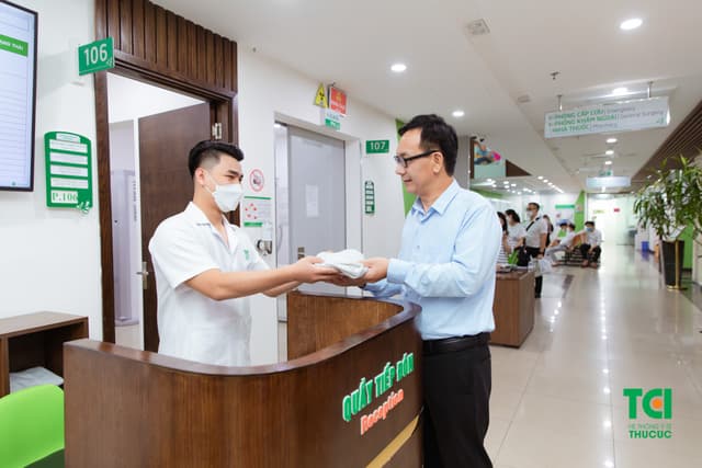 NSƯT Đức Khuê khám sức khỏe tổng quát tại Thu Cúc TCI