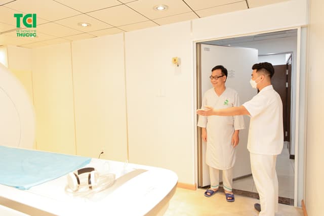 NSƯT Đức Khuê khám sức khỏe tổng quát tại Thu Cúc TCI