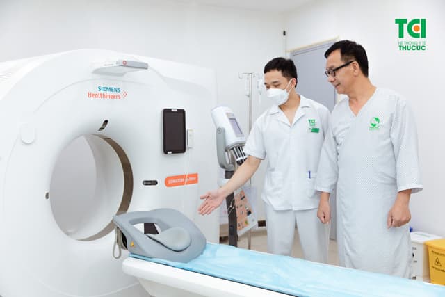 NSƯT Đức Khuê khám sức khỏe tổng quát tại Thu Cúc TCI