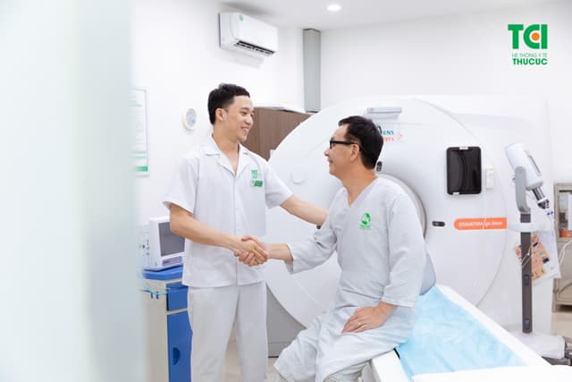 NSƯT Đức Khuê khám sức khỏe tổng quát tại Thu Cúc TCI