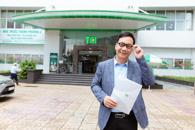 NSƯT Đức Khuê khám sức khỏe tổng quát tại Thu Cúc TCI