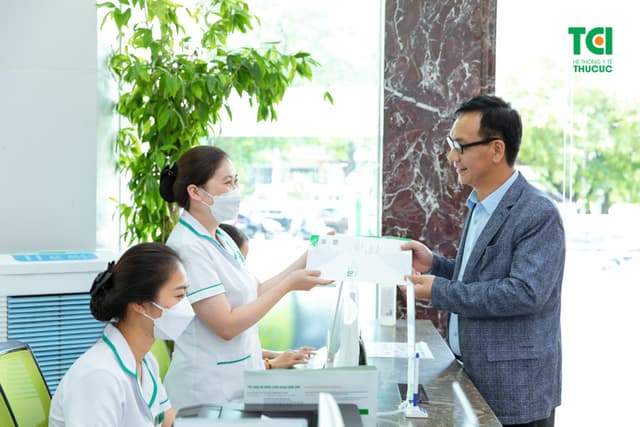 NSƯT Đức Khuê khám sức khỏe tổng quát tại Thu Cúc TCI