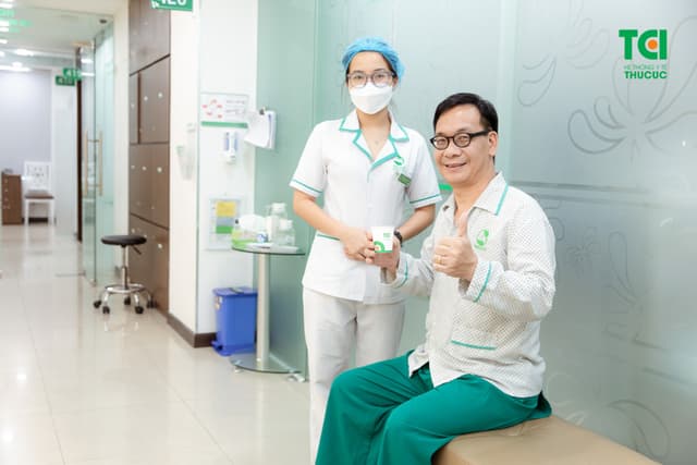 NSƯT Đức Khuê khám sức khỏe tổng quát tại Thu Cúc TCI