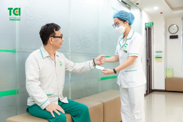 NSƯT Đức Khuê khám sức khỏe tổng quát tại Thu Cúc TCI