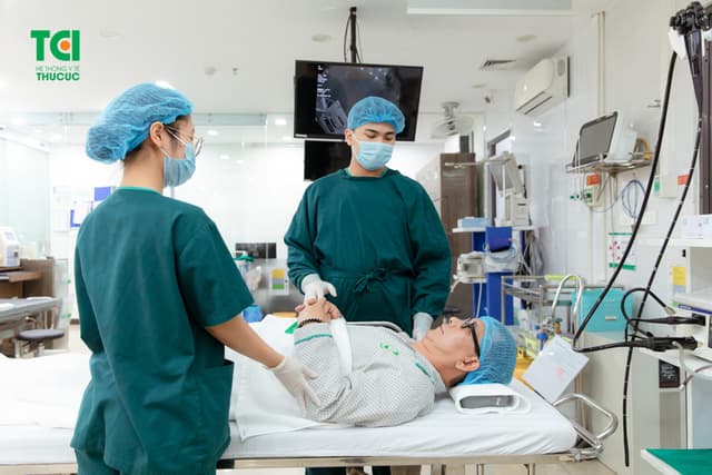 NSƯT Đức Khuê khám sức khỏe tổng quát tại Thu Cúc TCI