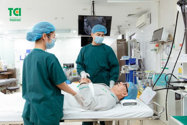 NSƯT Đức Khuê khám sức khỏe tổng quát tại Thu Cúc TCI