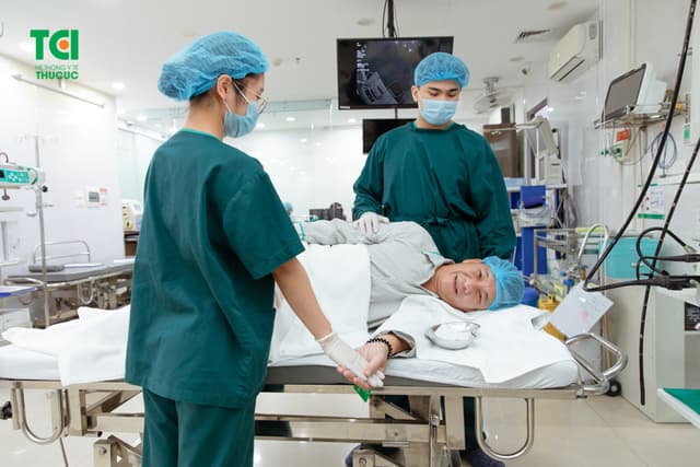 NSƯT Đức Khuê khám sức khỏe tổng quát tại Thu Cúc TCI