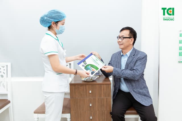 NSƯT Đức Khuê khám sức khỏe tổng quát tại Thu Cúc TCI