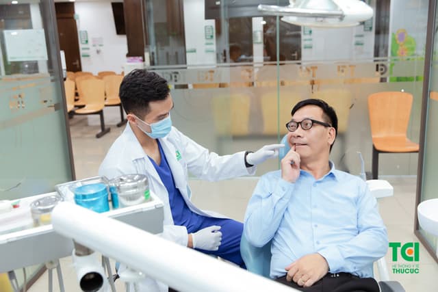 NSƯT Đức Khuê khám sức khỏe tổng quát tại Thu Cúc TCI