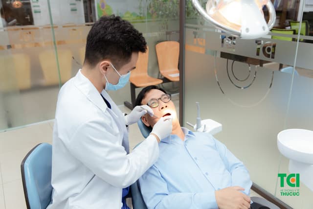 NSƯT Đức Khuê khám sức khỏe tổng quát tại Thu Cúc TCI