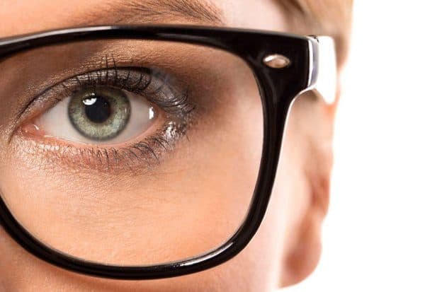 thoái hóa võng mạc chu biên