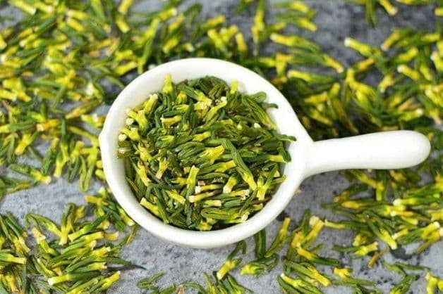 Cách dễ ngủ cho người mất ngủ nhờ uống tâm sen