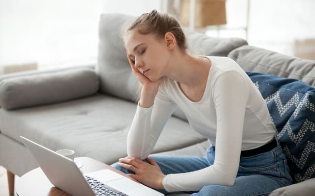 Mất ngủ ở tuổi dậy thì biểu hiện ra sao?