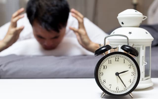 Tìm hiểu về các triệu chứng mất ngủ kéo dài