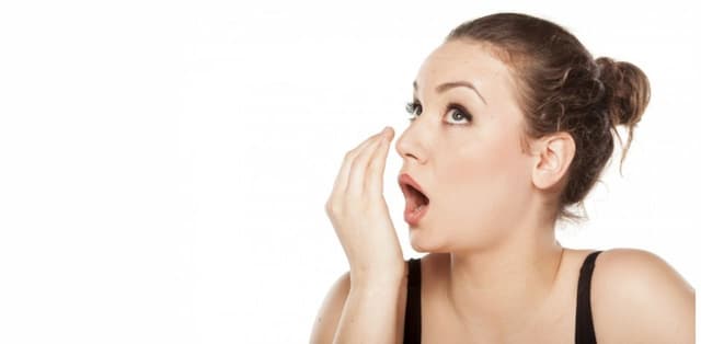 Cách trị hôi miệng do sâu răng hiệu quả dễ áp dụng