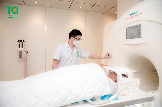 chụp MRI cột sống cổ tại TCI