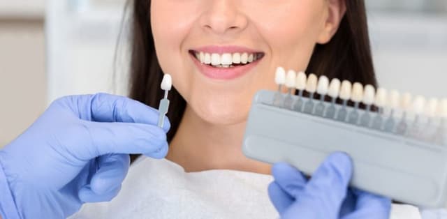 Chăm sóc răng sau khi dán veneer đúng cách