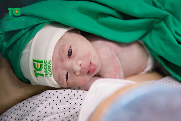 Sinh con tại Bệnh viện Đa khoa Quốc tế Thu Cúc TCI, mẹ bầu sẽ không cần phải lo lắng về các biến chứng trong thai kỳ, bé ra đời khỏe mạnh, bình an