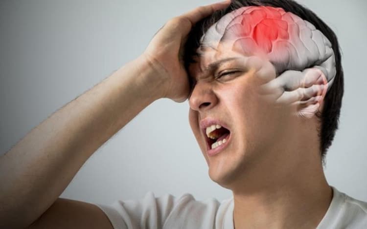 Cảnh b&aacute;o 5 dấu hiệu đột quỵ v&agrave; c&aacute;ch xử tr&iacute;