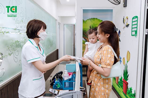 Nắm vững các thông tin cần thiết, bố mẹ sẽ không cần lo lắng về vấn đề có nên tiêm phế cầu cho trẻ