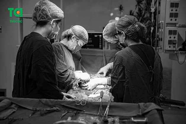 U xơ tử cung không những ảnh hưởng đến thai kỳ mà còn gây cản trở cho quá trình chuyển dạ của mẹ bầu