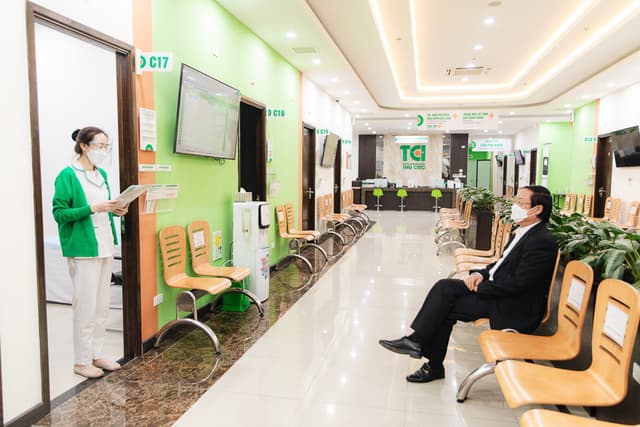 NSƯT Phú Thăng lựa chọn gói tầm soát sức khỏe tại Thu Cúc TCI