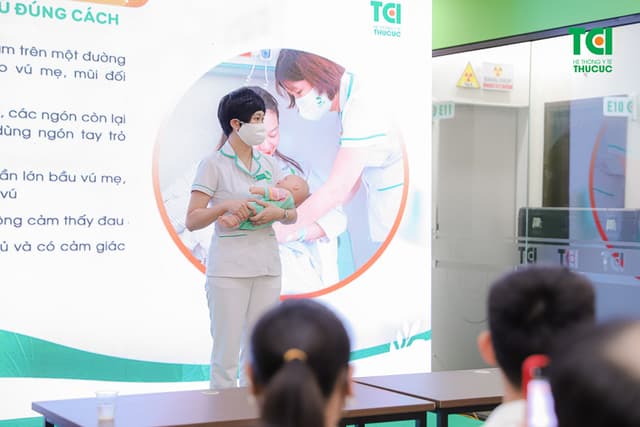 Sự kiện: Lớp học tiền sản miễn phí – Hãy là mẹ bầu hiện đại