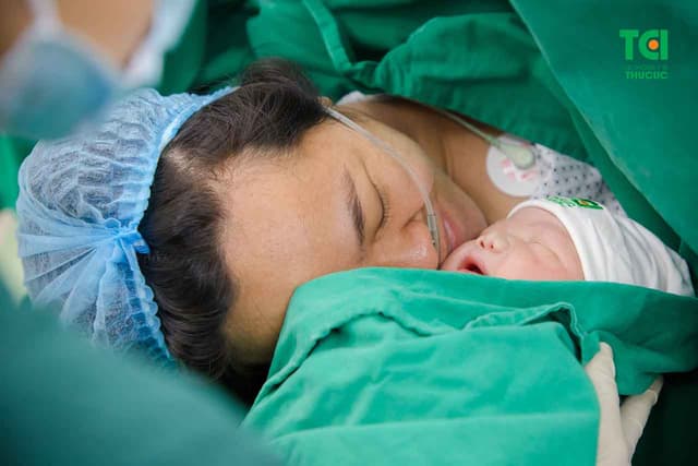 “Lãnh trọn combo” bệnh lý thai kỳ vẫn thành công đón quý tử chào đời