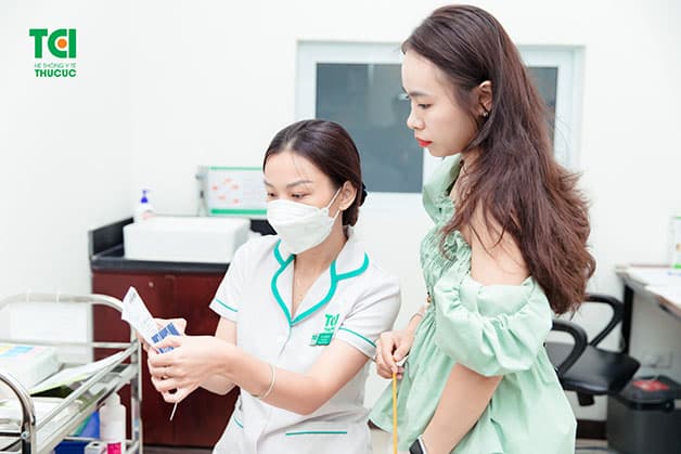 Việc tiêm vắc xin phế cầu là rất cần thiết, trả lời cho câu hỏi có nên tiêm vắc xin phế cầu?