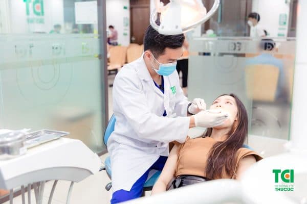 Quy trình hàn răng được bác sĩ có chuyên môn thực hiện tại cơ sở nha khoa hiện đại