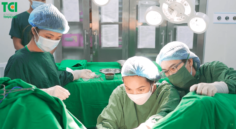 20 phút điều trị dứt điểm tình trạng Polyp CTC hoại tử chảy máu &amp; Nang naboth CTC