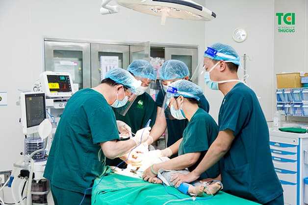 dính dây thắng lưỡi