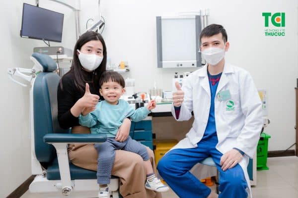 Yên tâm hoàn toàn khi cho con thăm khám và điều trị dính thắng lưỡi tại Thu Cúc TCI