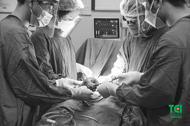 Để chấm dứt tình trạng rối loạn kinh nguyệt ở thời điểm này, cần loại bỏ căn nguyên bằng những phương pháp phù hợp