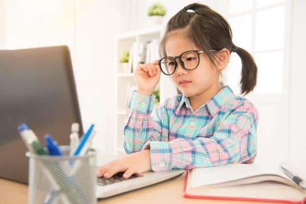 viễn thị ở trẻ nhỏ