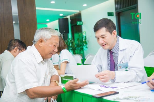 bệnh nhân điều trị sỏi niệu đạo