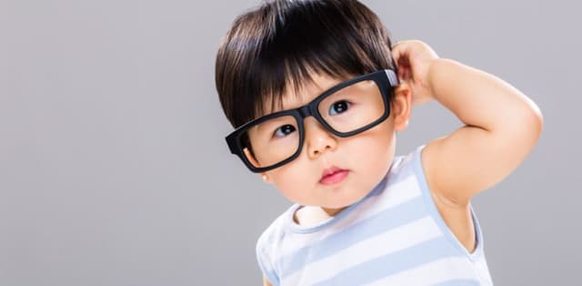 Cách điều trị tật khúc xạ ở trẻ em an toàn
