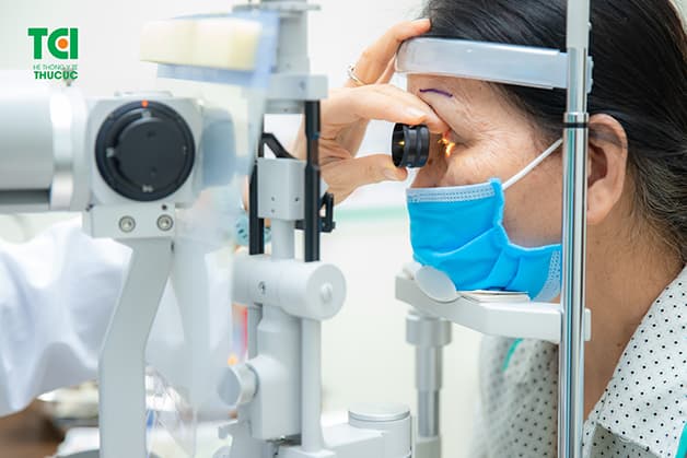 Đục thủy tinh thể