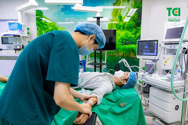 phẫu thuật mổ xoang