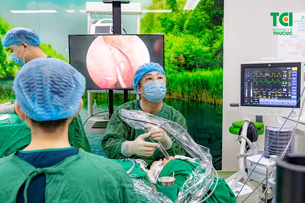 phẫu thuật mổ xoang