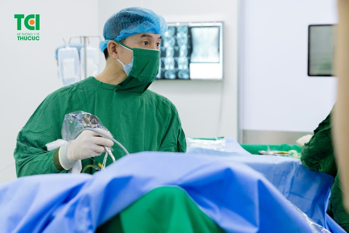 Giải đáp thắc mắc về tình trạng sỏi xuống bàng quang
